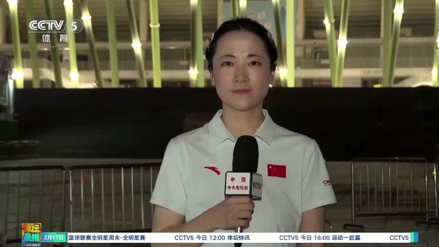 展现出世界